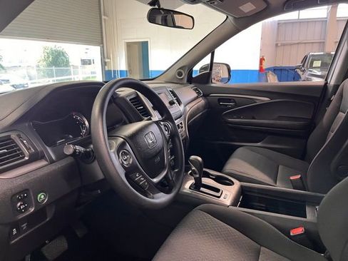 Used 2019 Honda Ridgeline Sport image 23