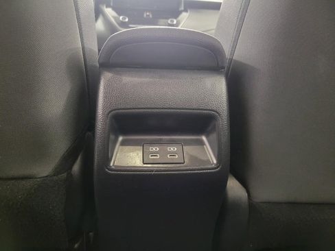Used 2024 Toyota Corolla LE image 22
