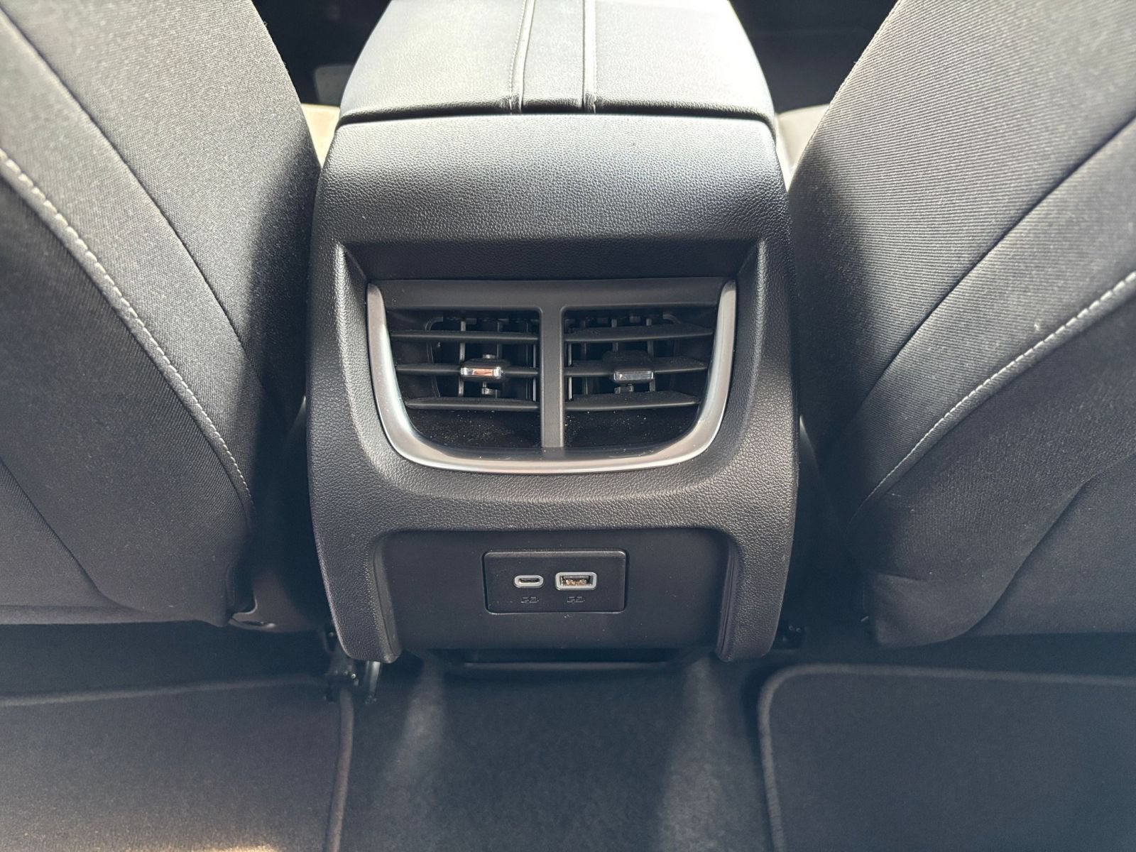 Used 2026 Chevrolet Blazer LT FWD image 22