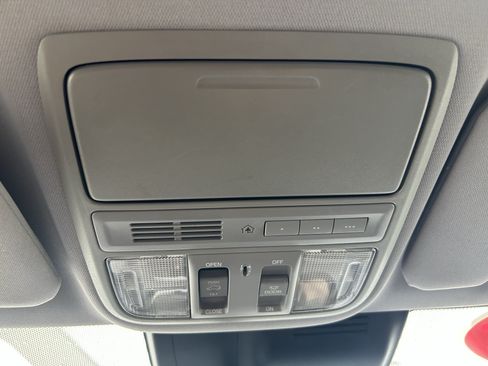 Used 2018 Honda CR-V Touring image 35