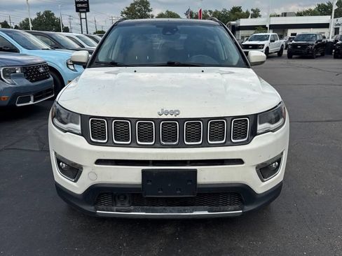 Used 2018 Jeep Compass Limited w/ Navigation Group AWD/4WD image 2