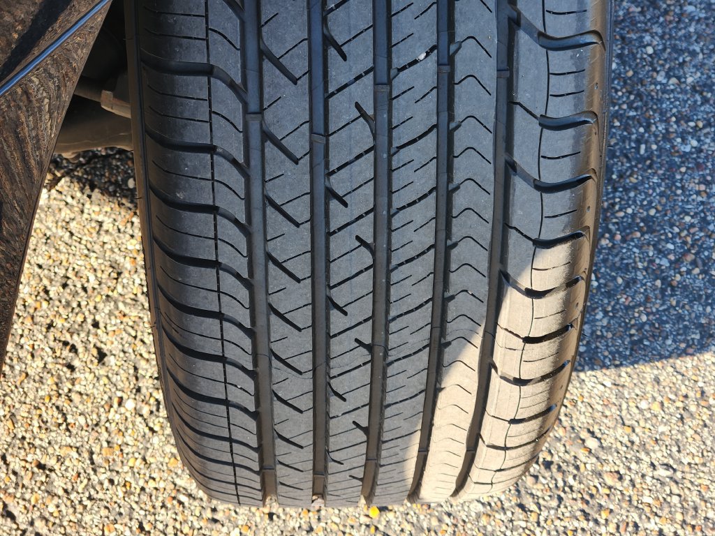 Used 2024 Ford Expedition Limited RWD image 11