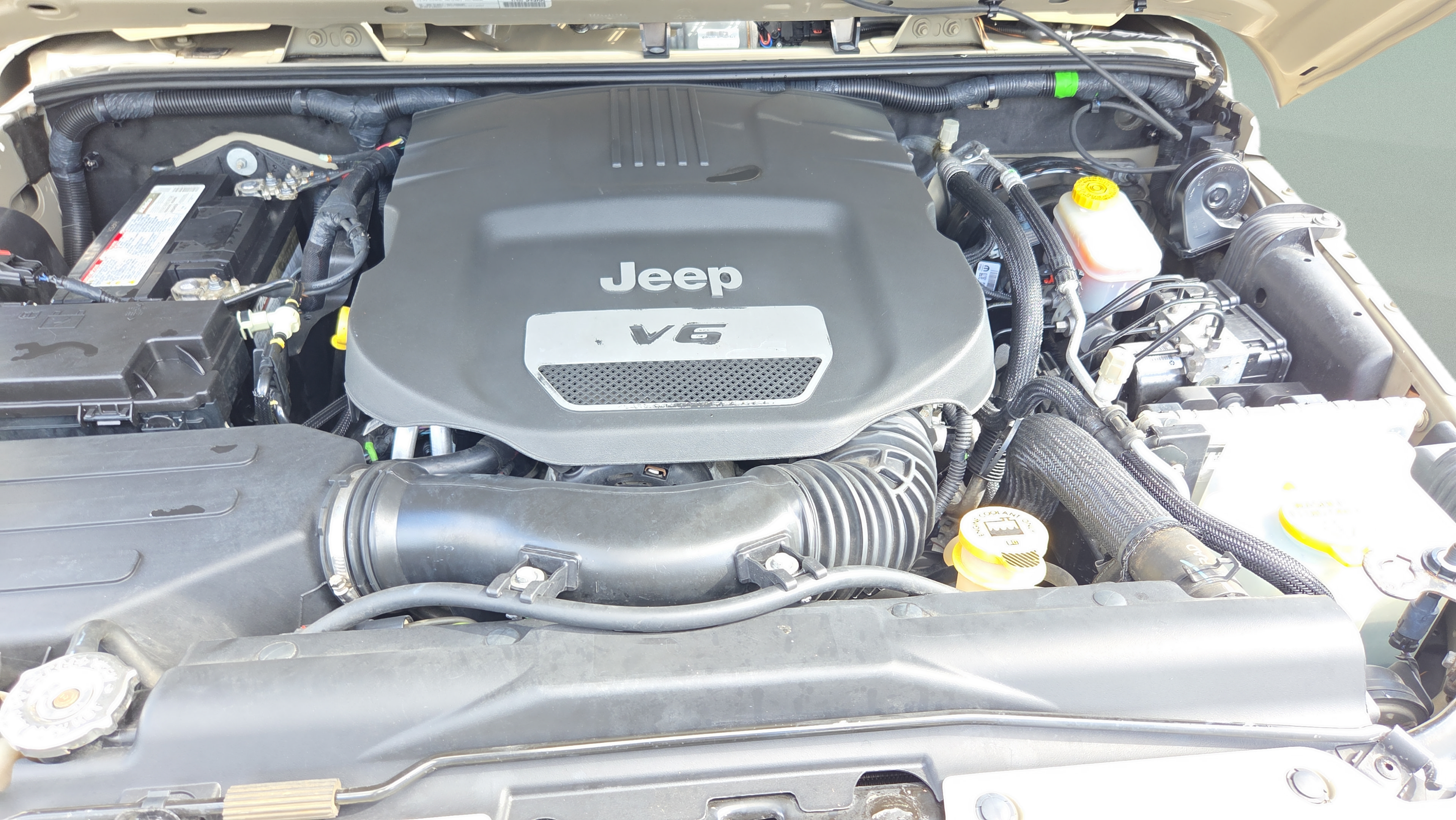 Used 2017 Jeep Wrangler Unlimited Sport w/ Quick Order Package 24S AWD/4WD image 17