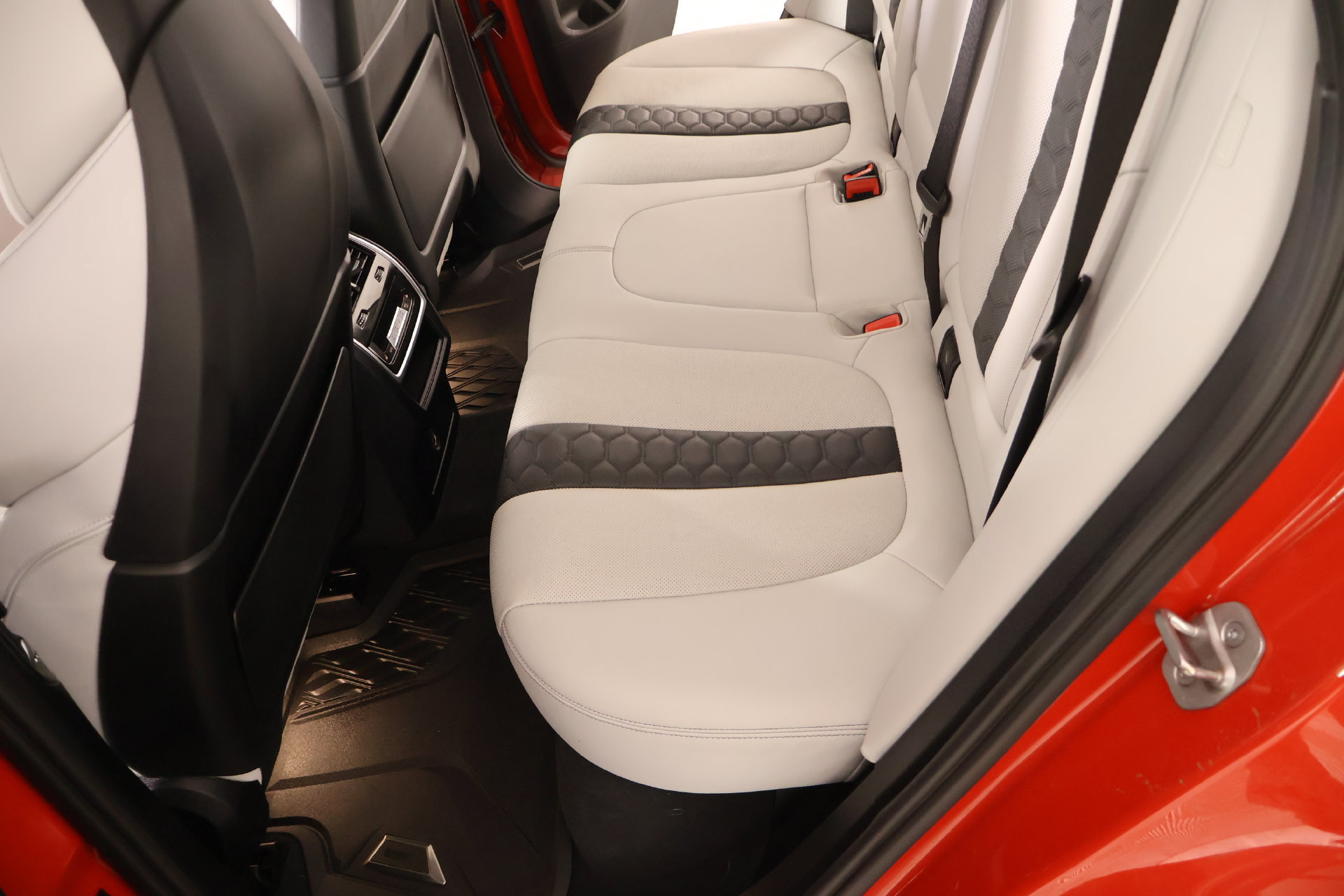 Used 2023 BMW X5 M w/ Executive Package AWD/4WD image 13