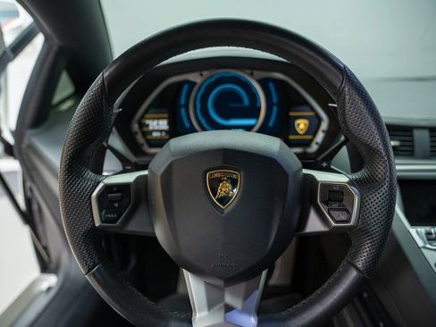 Used 2013 Lamborghini Aventador LP 700-4 image 29