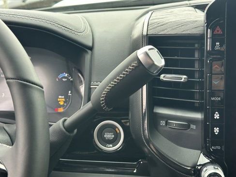 New 2026 RAM 3500 Limited image 32