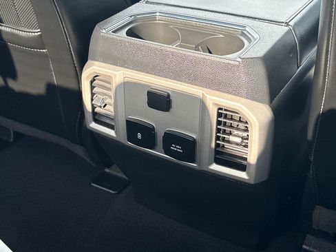 Certified 2019 Ford F250 Lariat w/ Lariat Value Package image 20