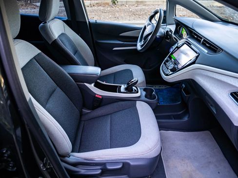 Used 2019 Chevrolet Bolt LT FWD image 26