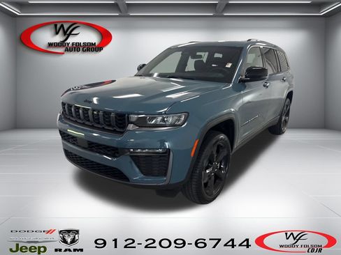 New 2026 Jeep Grand Cherokee L Limited w/ Limited Altitude Package RWD image 1