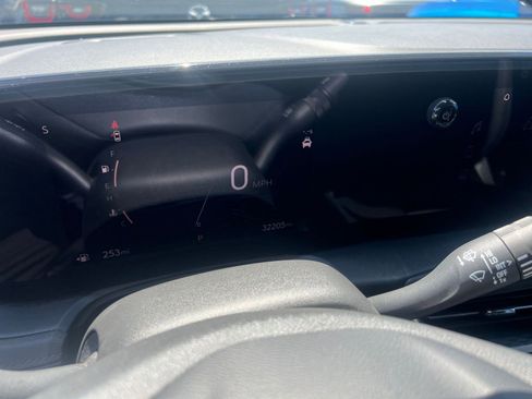 Used 2025 Buick Encore GX Preferred image 40