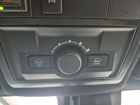 Used 2021 Toyota Tacoma TRD Off-Road image 31