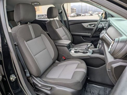 Used 2025 Chevrolet Blazer LT image 28