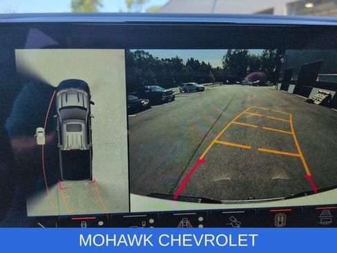 Used 2025 Chevrolet Silverado 1500 LTZ w/ LTZ Premium Package AWD/4WD image 15