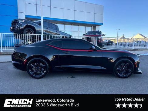 Used 2019 Chevrolet Camaro SS image 6