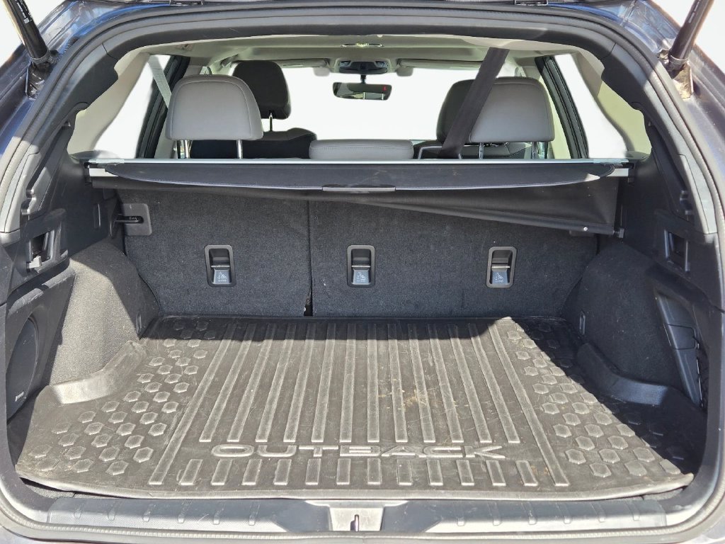 Used 2022 Subaru Outback Limited w/ Tech Package 2 AWD/4WD image 8