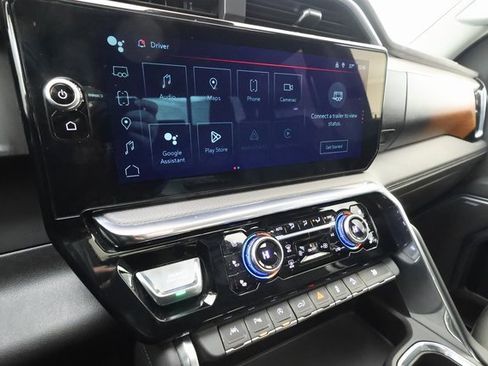 Used 2024 GMC Sierra 1500 Denali w/ Denali Reserve Package image 18