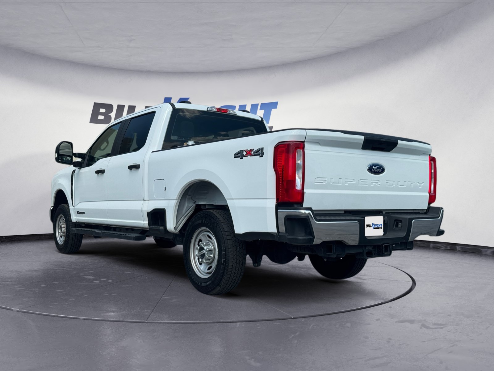 Certified 2024 Ford F250 XL w/ XL Chrome Package AWD/4WD image 3
