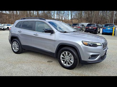 Certified 2022 Jeep Cherokee Latitude Lux w/ Mopar Interior Package image 2