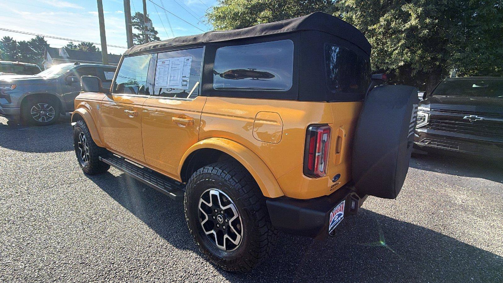 Used 2022 Ford Bronco Outer Banks AWD/4WD image 10
