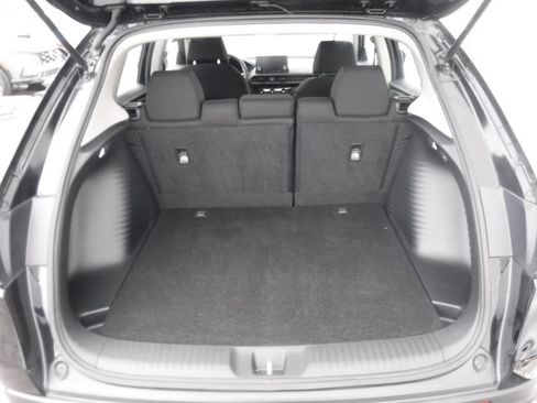 Used 2024 Honda HR-V LX image 31