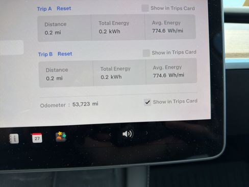Used 2022 Tesla Model Y Long Range AWD/4WD image 7