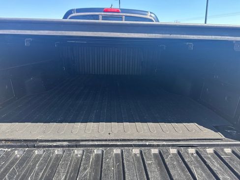 Used 2015 Toyota Tacoma 4x4 Double Cab w/ SR5 Package image 22