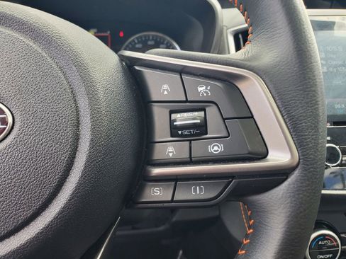 Used 2023 Subaru Crosstrek 2.5i Limited w/ Moonroof Package image 25