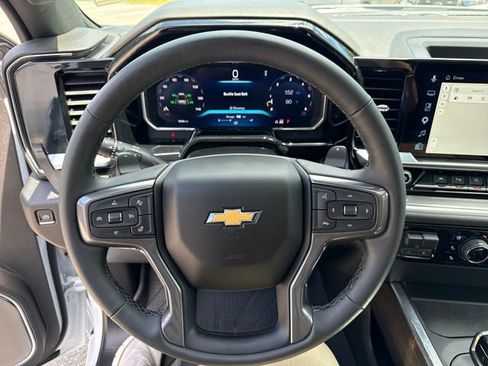 Used 2026 Chevrolet Silverado 1500 High Country w/ High Country Premium Package AWD/4WD image 16