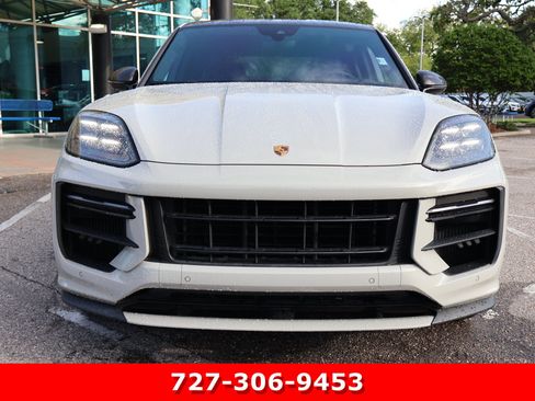 Used 2024 Porsche Cayenne Turbo GT AWD/4WD image 12