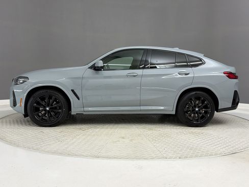 Used 2023 BMW X4 xDrive30i w/ M Sport Package AWD/4WD image 2