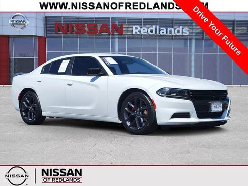 Used 2023 Dodge Charger SXT w/ Blacktop Package RWD image 1