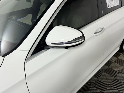 Used 2022 Mercedes-Benz E 350 Sedan w/ AMG Line Exterior image 13