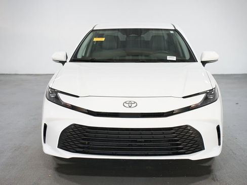 Certified 2025 Toyota Camry LE image 2