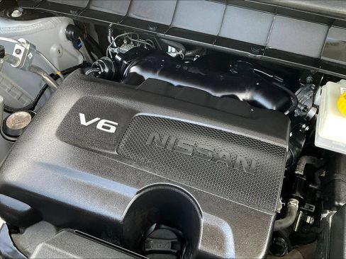 Used 2023 Nissan Pathfinder Platinum AWD/4WD image 31