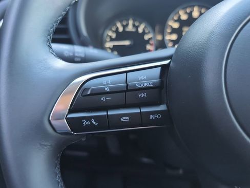 Certified 2025 MAZDA CX-30 AWD 2.5 S w/ Premium Package image 17