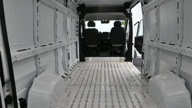 Used 2026 RAM ProMaster 2500 w/ Convenience Group FWD image 13