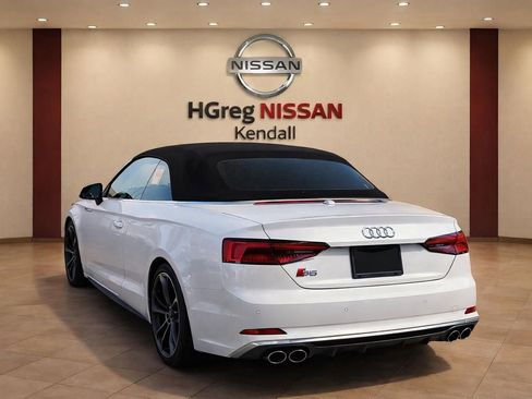 Used 2018 Audi S5 Premium Plus w/ Navigation Package AWD/4WD image 2