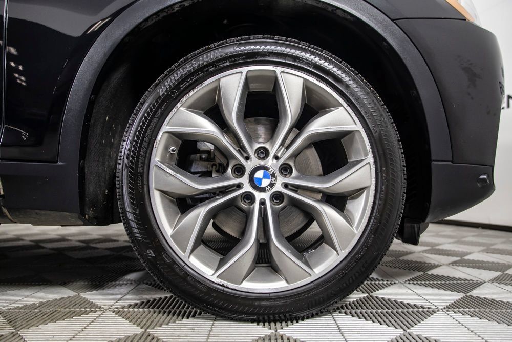 Used 2017 BMW X4 xDrive28i AWD/4WD image 40