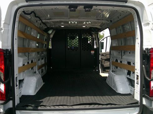 Used 2025 Ford Transit 250 Low Roof w/ Exterior Upgrade Package RWD image 9