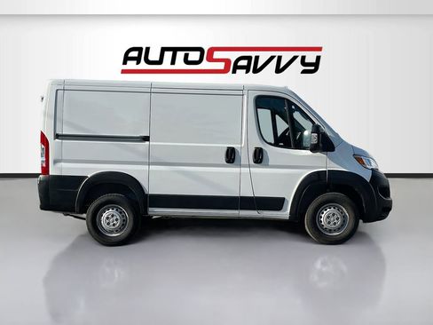 Used 2024 RAM ProMaster 1500 w/ Safety Group FWD image 8