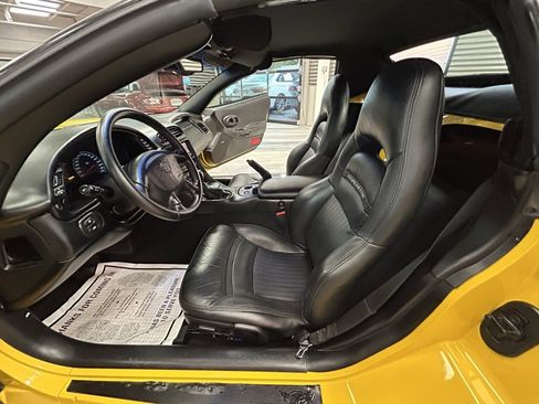 Used 2002 Chevrolet Corvette Convertible w/ Preferred Equipment Group2 image 44