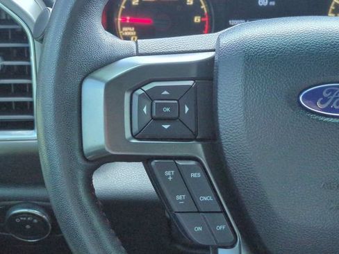 Used 2016 Ford F150 XLT w/ Equipment Group 302A Luxury AWD/4WD image 25