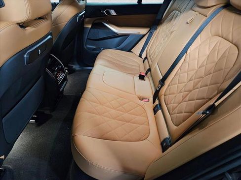 Used 2026 BMW X5 sDrive40i w/ Parking Assistance Package image 15