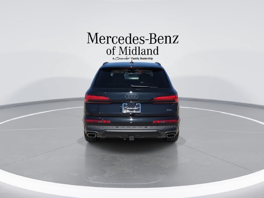 Used 2026 Audi Q7 3.0T Premium w/ Convenience Plus Package AWD/4WD image 7