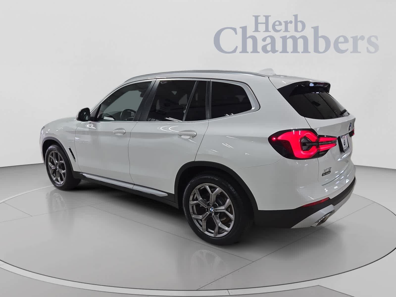 Used 2023 BMW X3 xDrive30i w/ Convenience Package w/ZPA AWD/4WD image 3