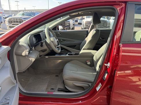 New 2026 Hyundai Elantra Blue image 24