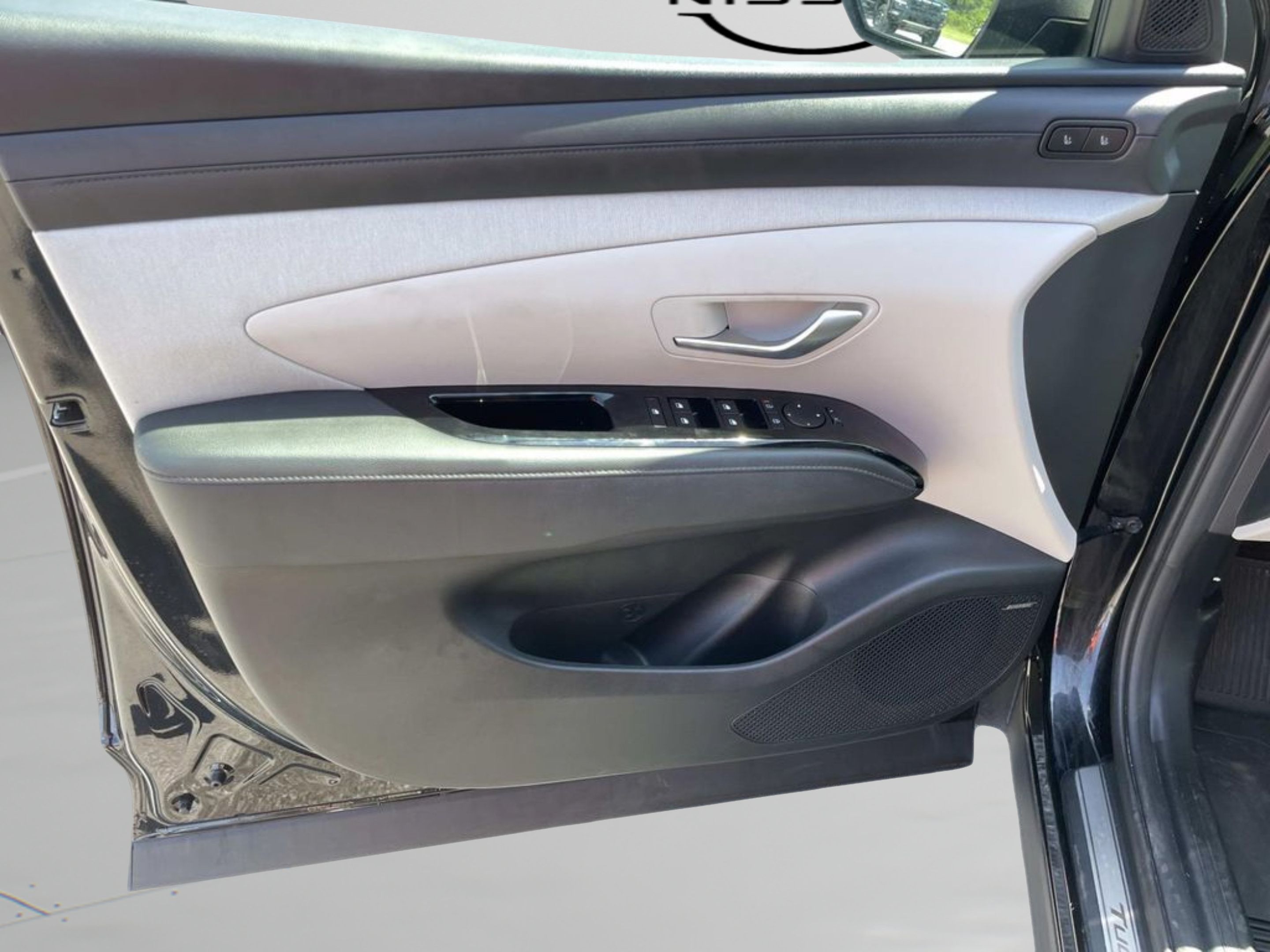 Used 2025 Hyundai Tucson Limited FWD image 20