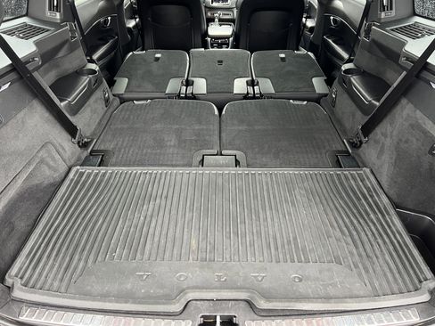 Used 2016 Volvo XC90 T6 R-Design w/ Vision Package image 24