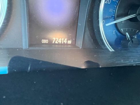 Used 2016 Toyota Camry LE FWD image 16