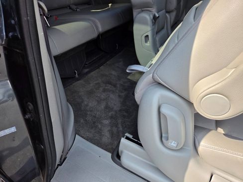 Used 2011 Honda Odyssey EX-L image 37